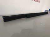 Belt Weather-Strip (right)